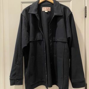 Filson wool shirt jacket, worn once. Navy blue